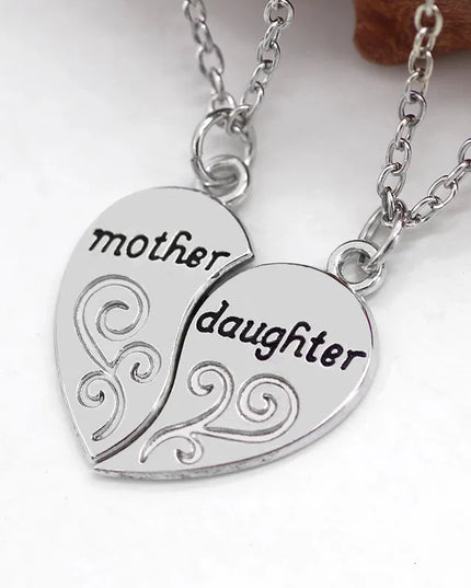 Accessories Mother Daughter Necklace Free Shipping Items Heart Stitching Pendant 2-piece Set Family Mother's Day Gift Aesthetic Fashion