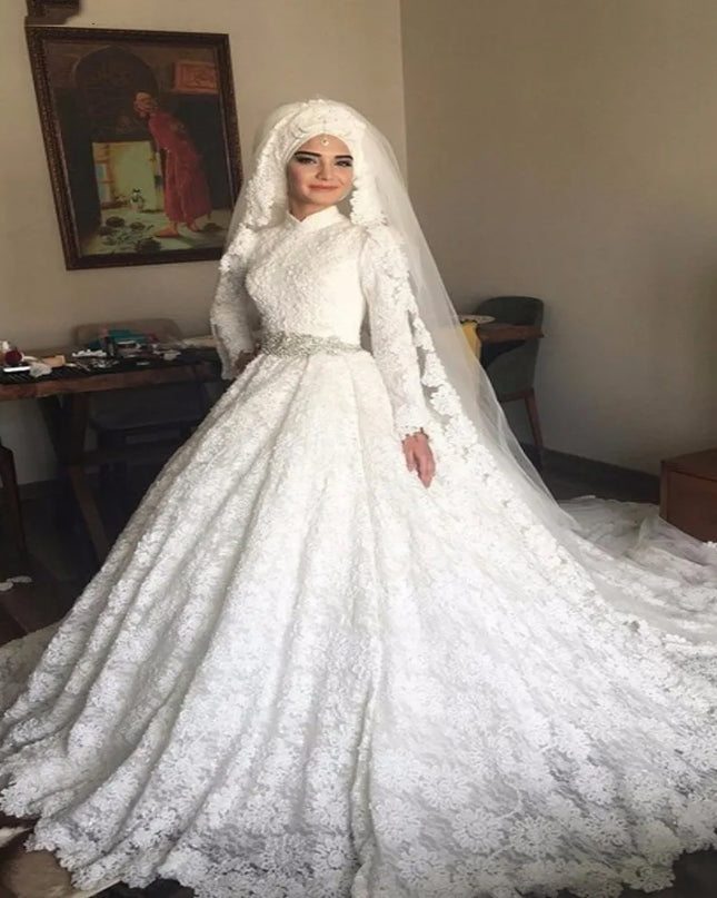 Wedding Gown Saudi Arabia Turkey Ball Gown Long Sleeves Lace Wedding Gown High Neck Muslim Bridal Gowns Vestido De Noiva With Crystal Sash