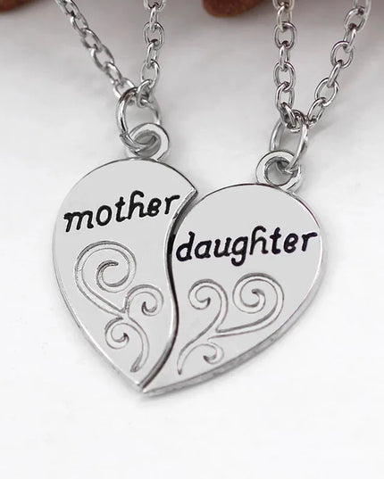 Accessories Mother Daughter Necklace Free Shipping Items Heart Stitching Pendant 2-piece Set Family Mother's Day Gift Aesthetic Fashion